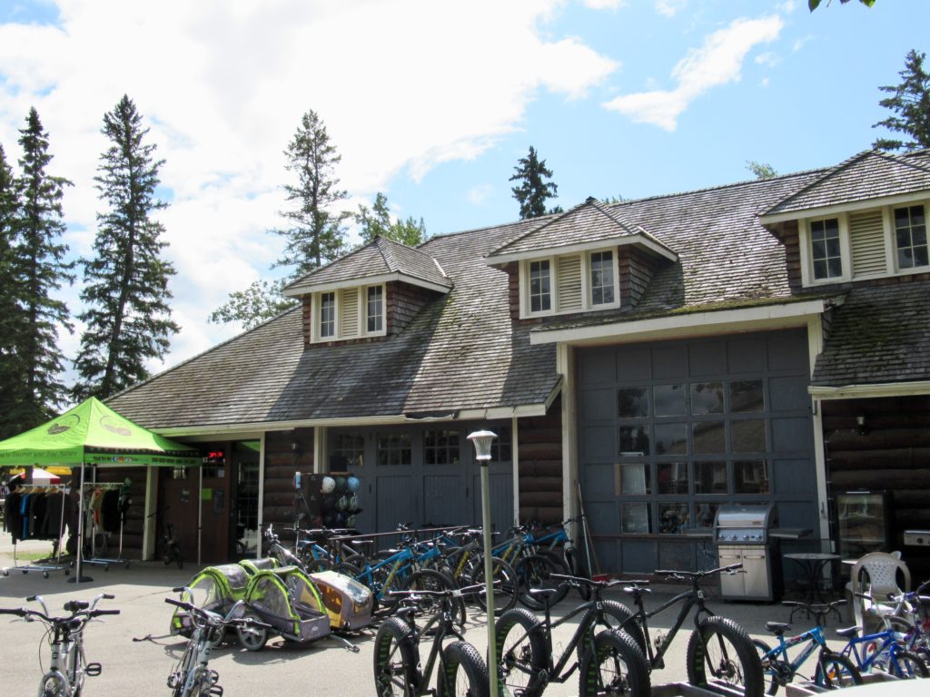 Historic log building in Prince Albert National Park