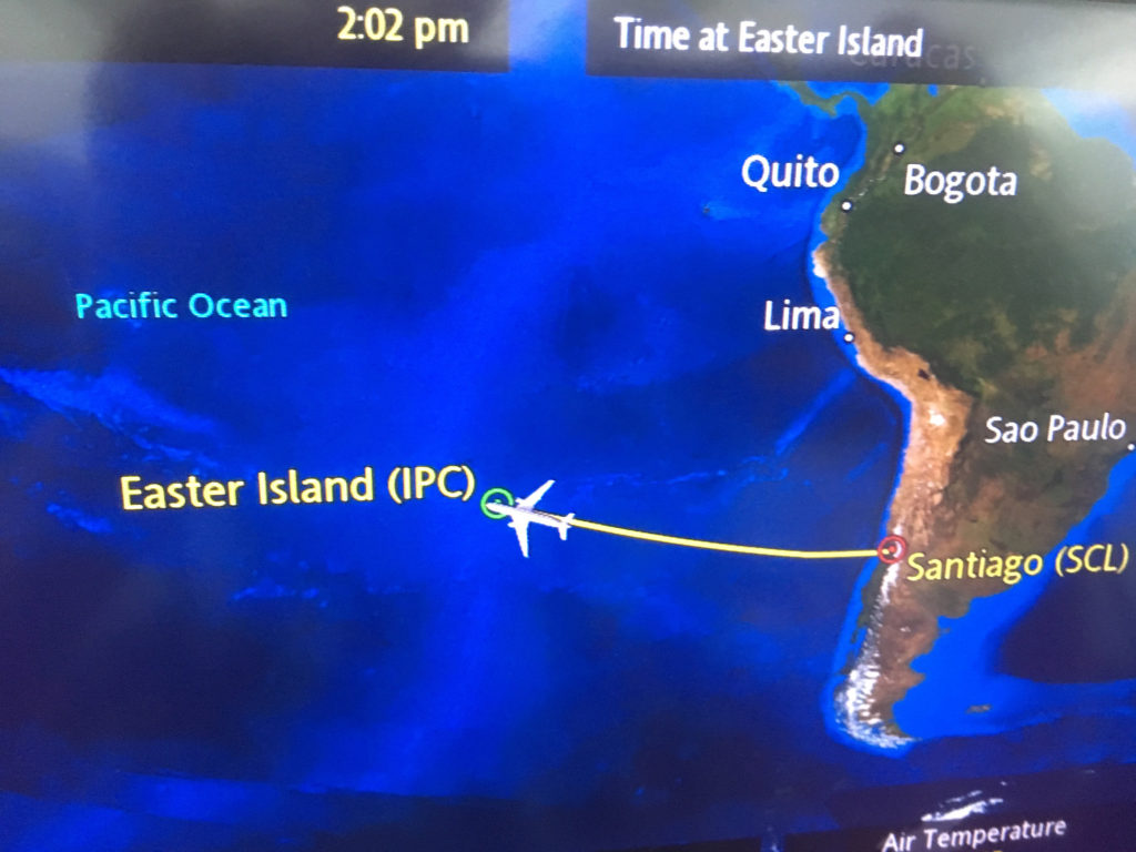 Airplane flight path map from Santiago Chile to Easter Island